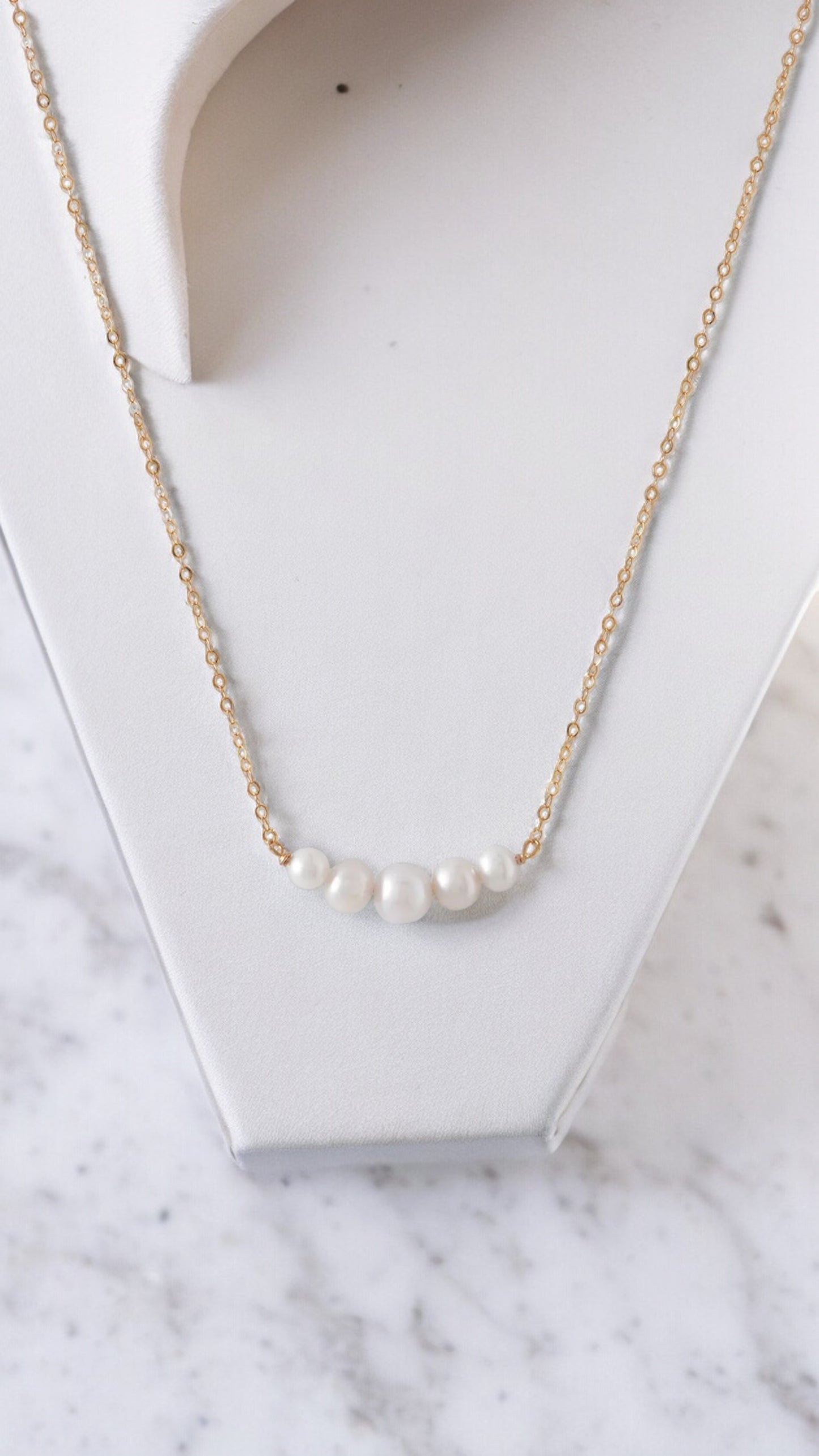 14 Karat (14K) Gold Bar Necklace with 5 Cultured Freshwater Pearls - Sparks and Gem